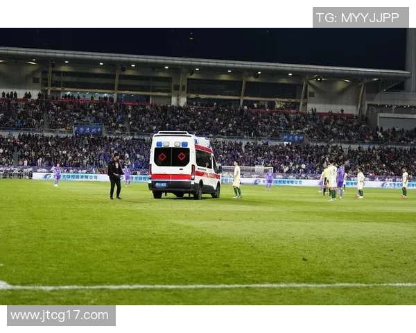 2013年北京国安与天津泰达激战回顾球迷心中的经典对决与精彩瞬间