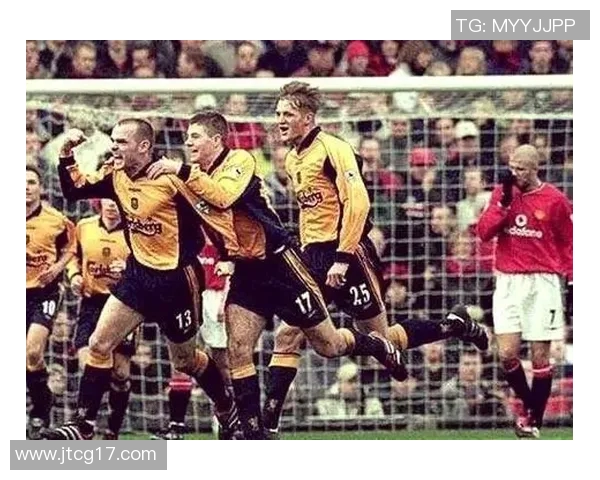 2012年英超经典对决曼联与利物浦的激烈较量与历史回顾