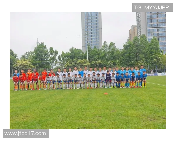 万里小学足球比赛精彩直播全程回顾与精彩瞬间分享